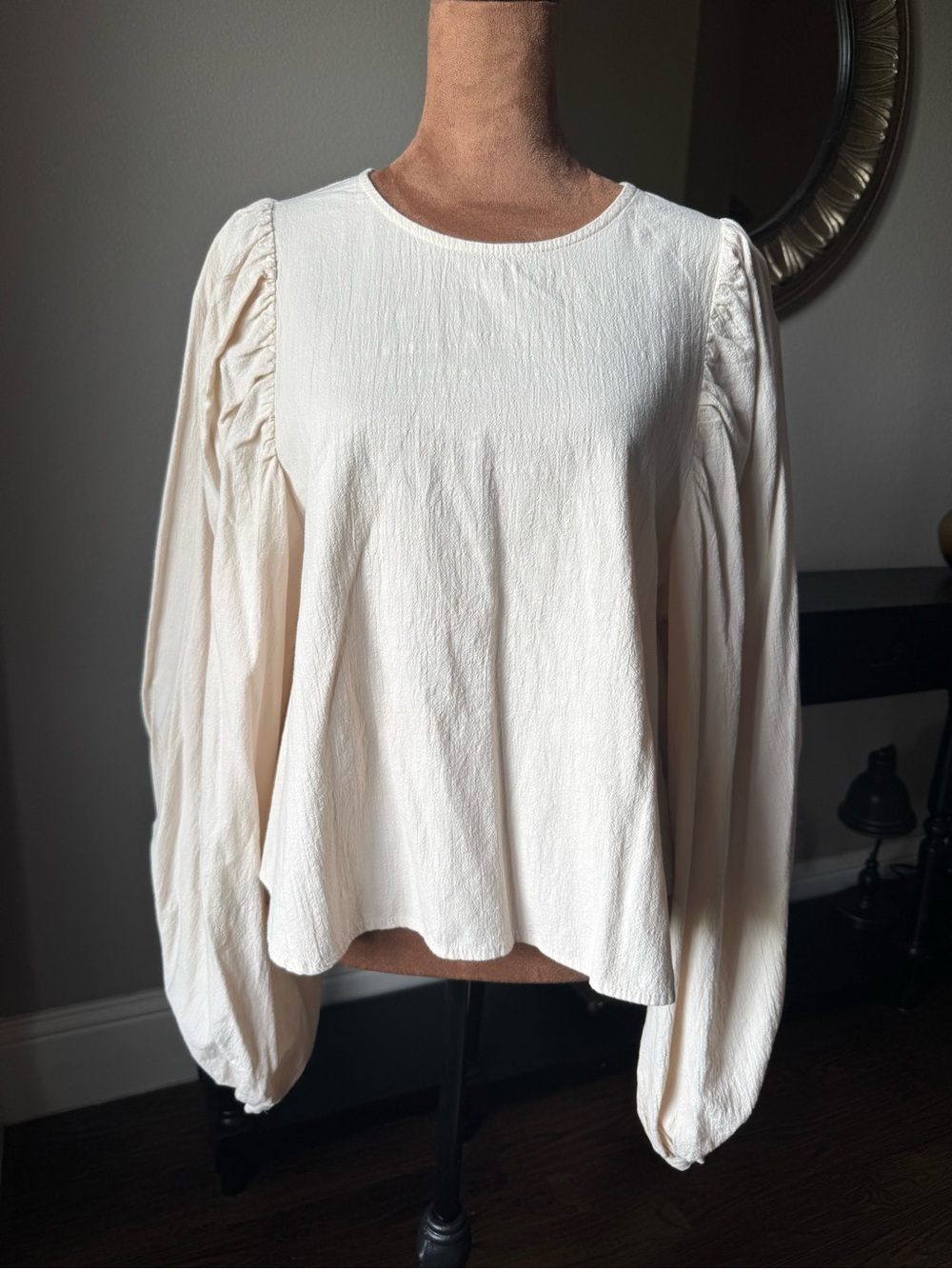 Toit Volant Cream Long-Sleeve Puff Shoulder Blouson Sleeve Top 100% Cotton Large